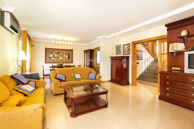 Ev, 6 Yatak Odası, Kişiye Özel Havuzlu, Dağ Manzaralı