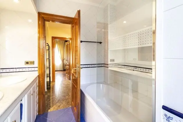 Ev, 6 Yatak Odası, Kişiye Özel Havuzlu, Dağ Manzaralı