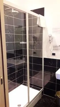 Classic Tek Büyük Yataklı Oda
