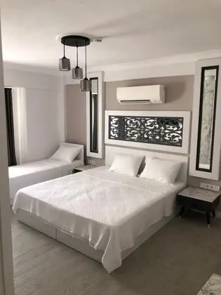 Triple, Şehir Manzaralı