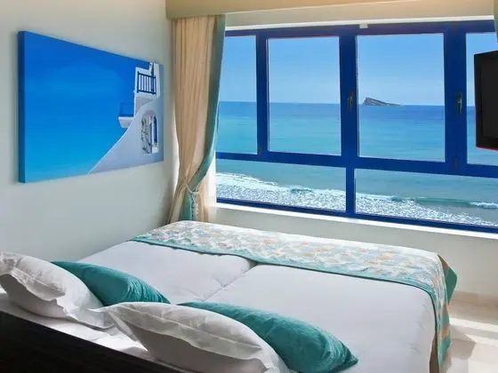 Superior Oda, Deniz Manzaralı (3 Adults + 1 Child)