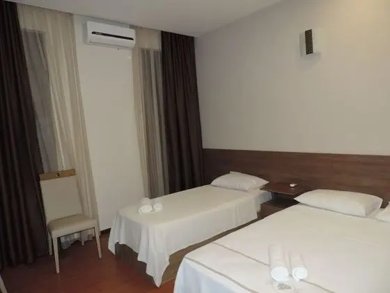 Basic Üç Kişilik Oda, Balkon, Deniz Manzaralı