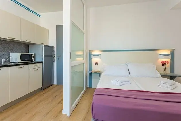 Superior Apart Daire, 2 Yatak Odası, Balkon, Deniz Manzaralı