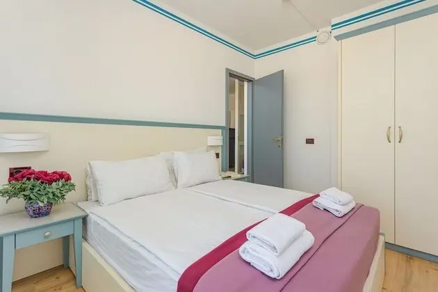 Superior Apart Daire, 2 Yatak Odası, Balkon, Deniz Manzaralı