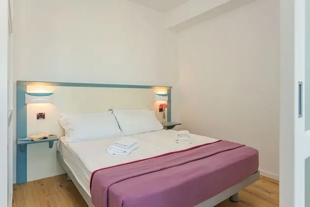 Superior Apart Daire, 2 Yatak Odası, Balkon, Deniz Manzaralı