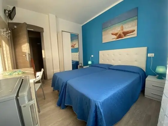 Tek Büyük veya İki Ayrı Yataklı Oda