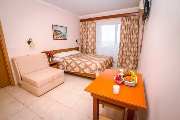 Stüdyo, Teras, Deniz Manzaralı