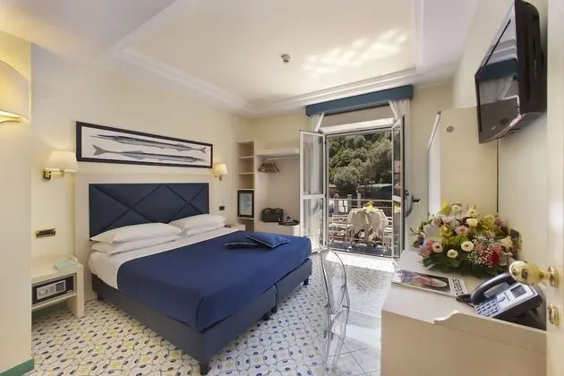 Tek Büyük Yataklı Oda, Balkon