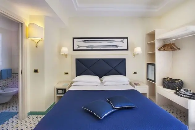 Tek Büyük Yataklı Oda, Balkon