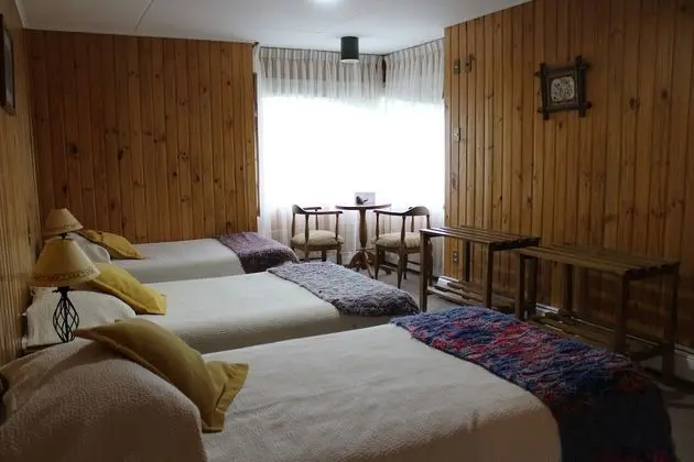 Üç Kişilik Oda