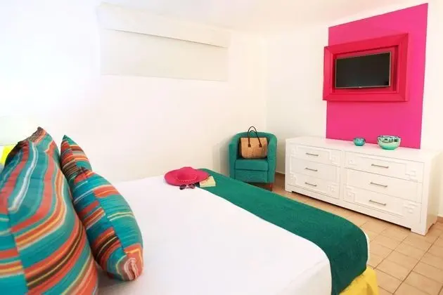 Superior One Bedroom Suite