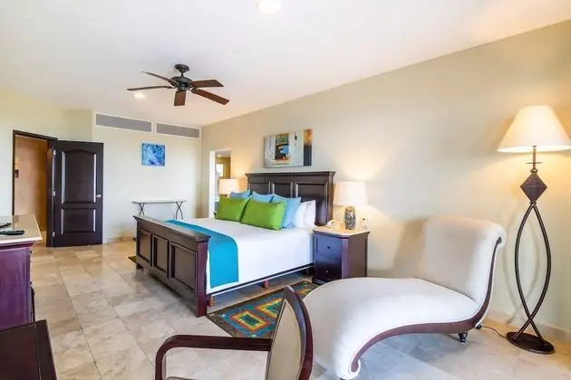 Two Bedroom Oceanfront- All Inclusive