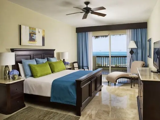 Two Bedroom Oceanfront- All Inclusive