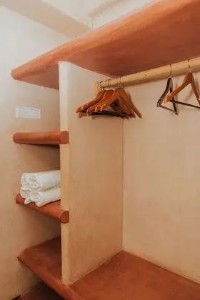 Deluxe Tek Büyük Yataklı Oda, 2 Çift Kişilik Yatak, Balkon, Deniz Manzaralı