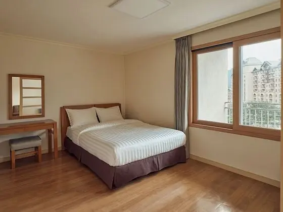 Sono Moon Suite (Kitchen/Standard/Bed) - Bed Type Randomly Assigned