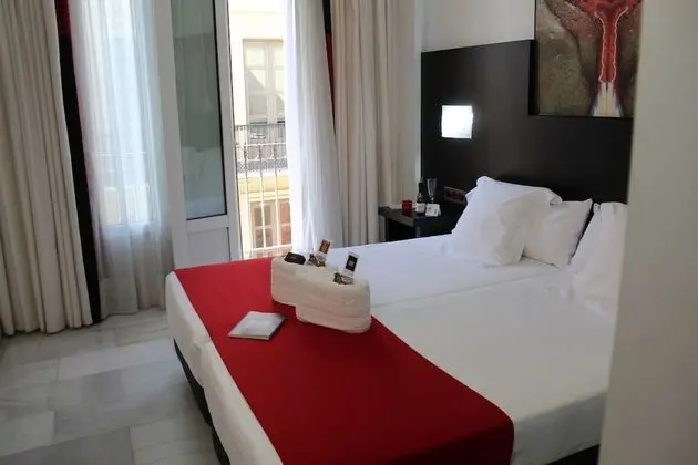 Tek Büyük Yataklı Oda (with extra bed)