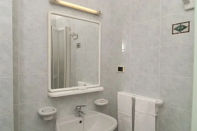 Economy Tek Kişilik Oda