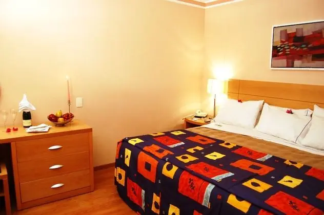 Standard Room, 1 King Bed