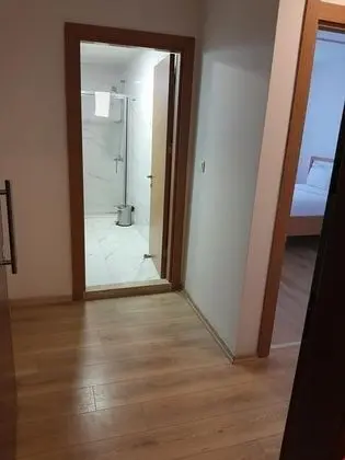 Köşe Oda- Ana Bina