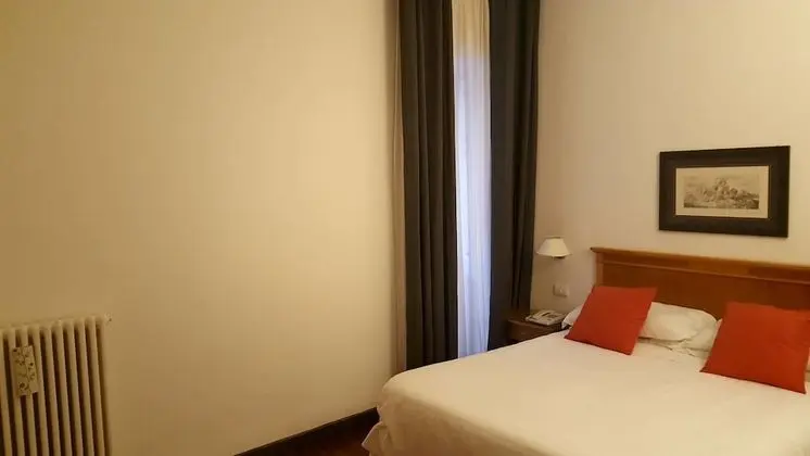 Standard Tek Büyük veya İki Ayrı Yataklı Oda