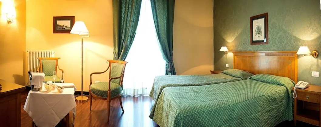 Standard Tek Büyük veya İki Ayrı Yataklı Oda