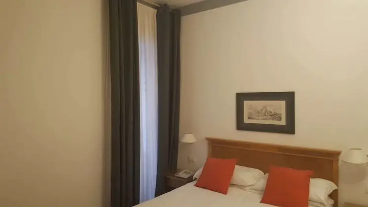 Standard Tek Büyük veya İki Ayrı Yataklı Oda