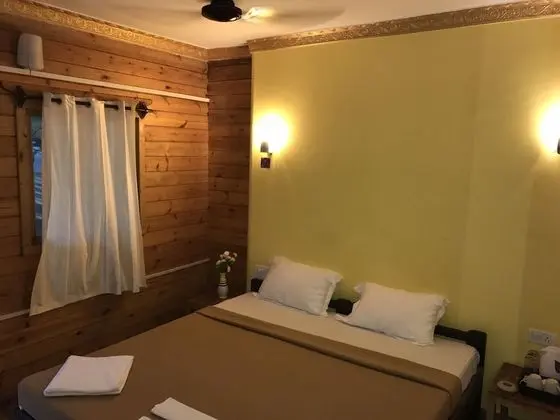 Deluxe Oda, Sigara İçilebilir