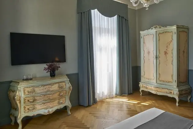 Terrace Suite