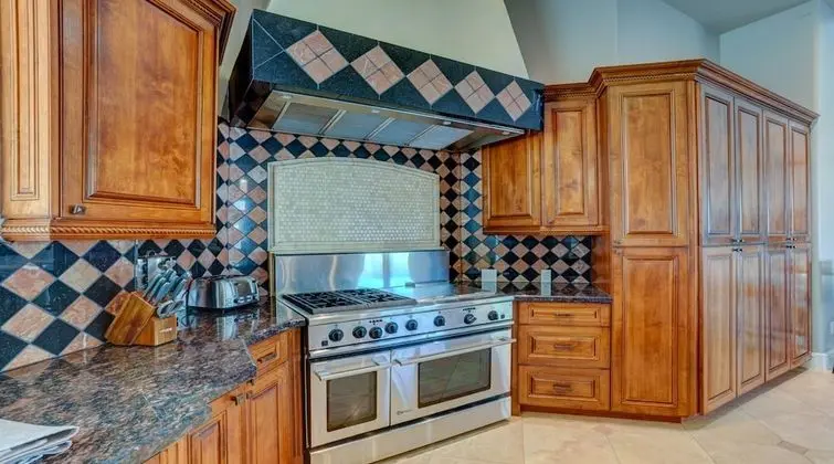 Luxury Ev