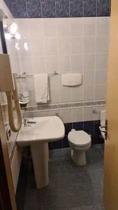 Comfort Tek Büyük veya İki Ayrı Yataklı Oda