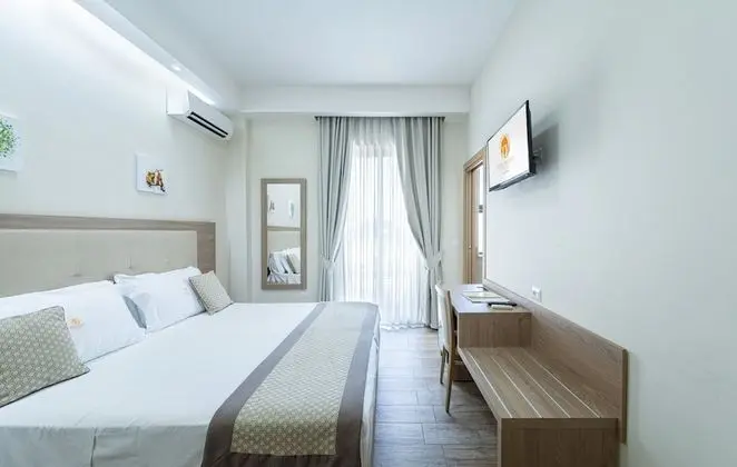 Standard Tek Büyük Yataklı Oda