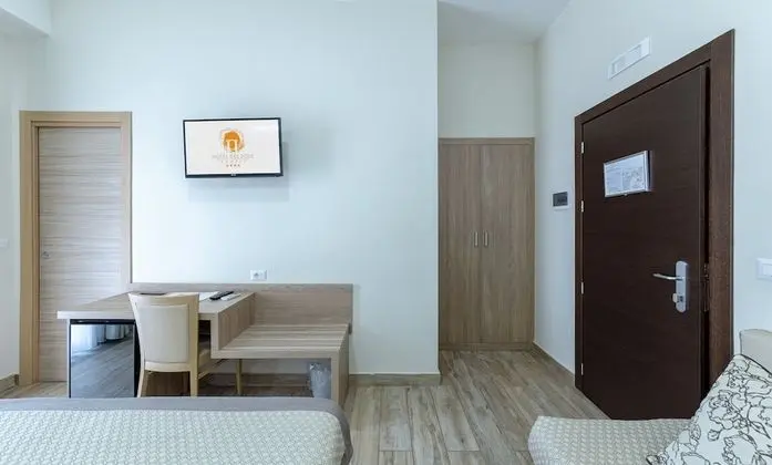 Standard Tek Büyük Yataklı Oda