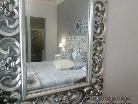 Deluxe Tek Büyük Yataklı Oda, 1 Yatak Odası, Teras, Havuz Manzaralı