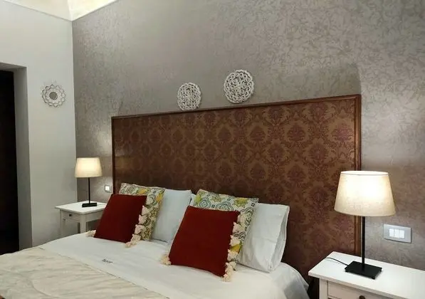 Deluxe Tek Büyük Yataklı Oda, 1 Yatak Odası, Teras, Havuz Manzaralı