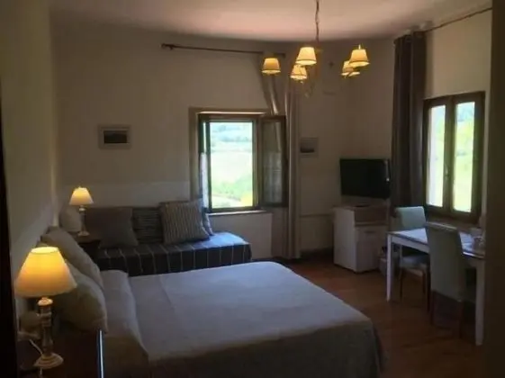 Junior Süit, Havuz Manzaralı