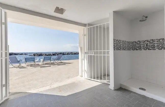Villa, Sigara İçilebilir