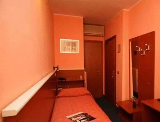 Tek Kişilik Oda (letto singolo)