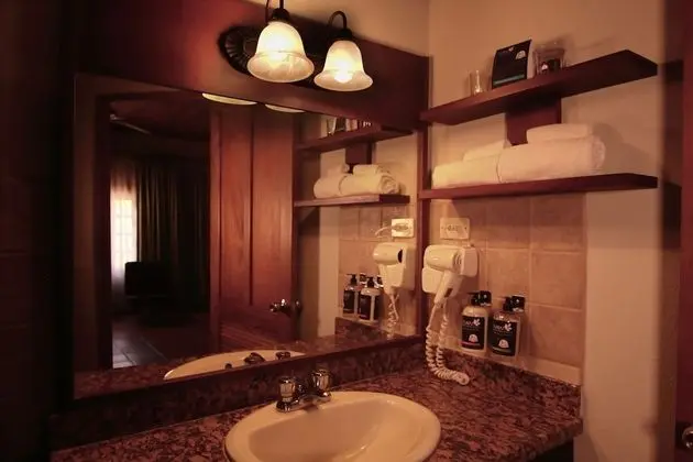 Superior Room with King Bed