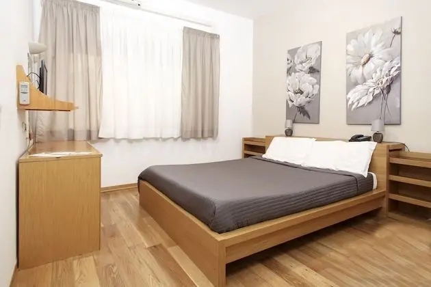Standard Tek Büyük veya İki Ayrı Yataklı Oda