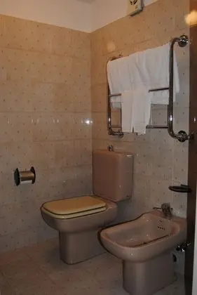 Basic Tek Büyük Yataklı Oda