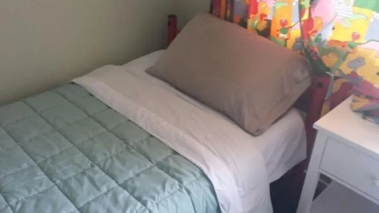 İki Ayrı Yataklı Oda, 2 Tek Kişilik Yatak, Ortak Banyo