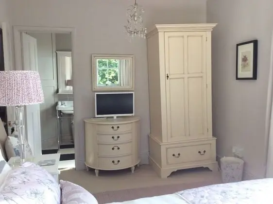 Standard Tek Büyük Yataklı Oda (Room 2)
