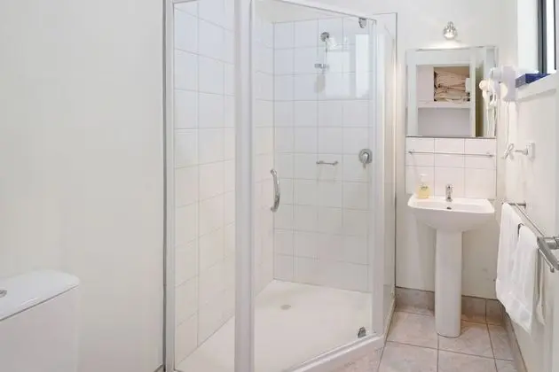 Standard Oda, Dağ Manzaralı (Pine Room 1 - Motel-Style)