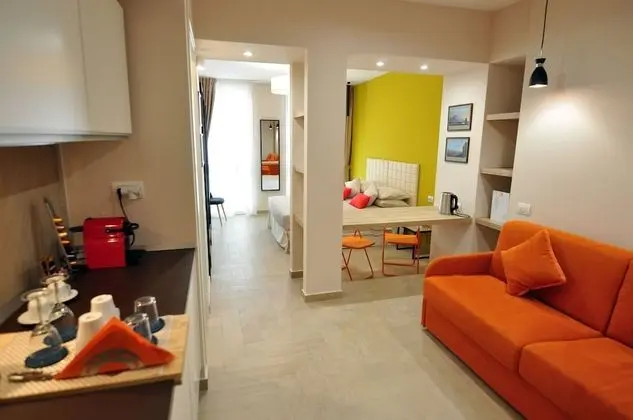 Junior Süit, 1 Büyük (Queen) Boy Yatak ve Çekyat, Sigara İçilmez