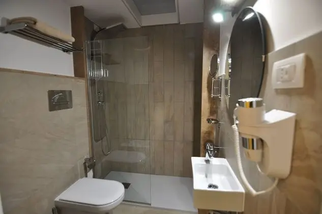 Standard Tek Büyük Yataklı Oda, 1 Büyük (Queen) Boy Yatak, Sigara İçilmez (No special view)