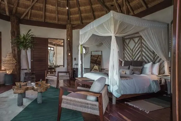 Master Suite Oceanfront big terrace