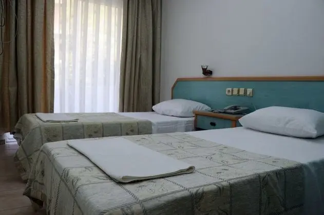 İki Ayrı Yataklı Oda, Dağ Manzaralı