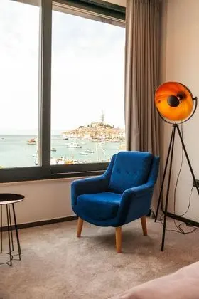 Deluxe Tek Büyük Yataklı Oda, Deniz Manzaralı