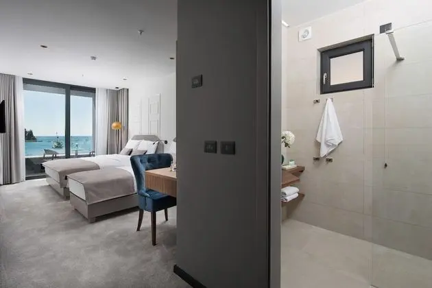 Superior Üç Kişilik Oda, Balkon, Deniz Manzaralı