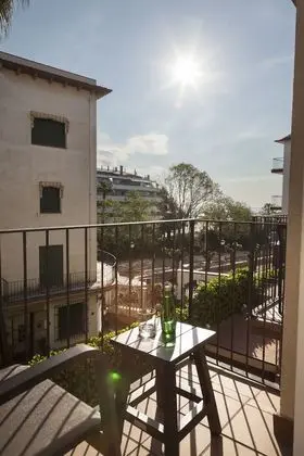 Standard Tek Büyük veya İki Ayrı Yataklı Oda, Balkon